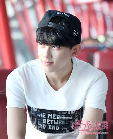 ��У��ѧ������˧˧�ķ��� ������˧�ķ��ͳƺ�