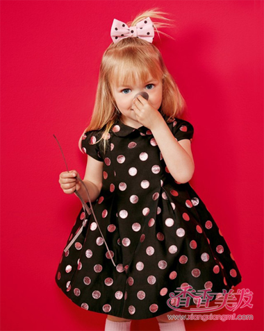 ��������СŮ���ӵ�ͷ�� ѧϰ��СŮ������ͷ��