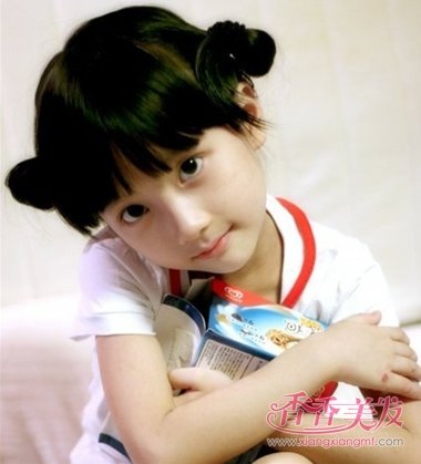 �����̷�С���ӵ�ͷ�� С���ӵ�ͷ����ô���̱ȽϺÿ�