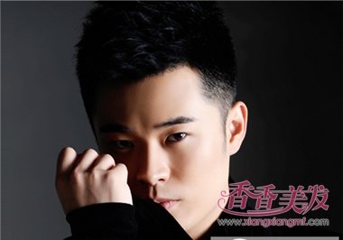 �е�ͷ��վ����ʲô���ͻ����һ�� ���췢����ͼƬ