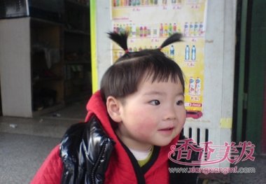 СŮ������Ư����ͷ������ СŮ������̨��ǳ��ͷ������