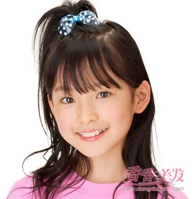 ��ѧ��Ů���ӵ�ͷ����ôŪ ��θ�Ů������ͷ��