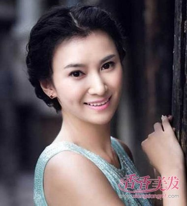 ְҵŮ����ͷ������ͼƬ ְҵŮʿ��ͷ���ķ���