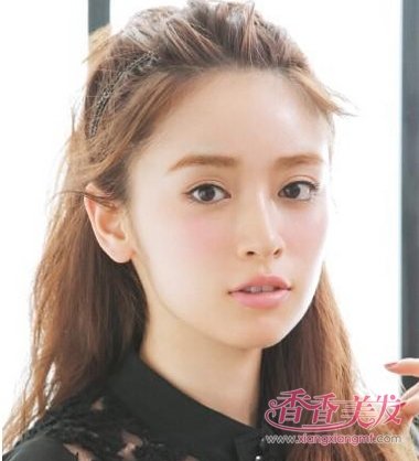 ����Ů������ͷ����ʲô���� ͷ��ǰ���кܶ���ͷ������ʲô���ķ���