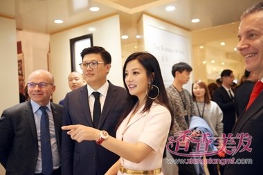 Ů����ޱ�г�ֱ�������ɫȹ �����ְҵ���ʸ�