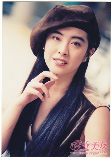 �����͸�����ҫ����θ��ȥ�� �ع�һ����Ů�����ͷ���չ