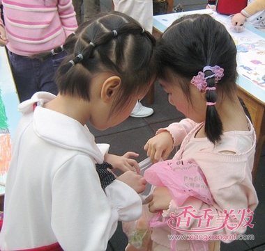 ��С������������ͷ�� ��������ÿ���ͷ��