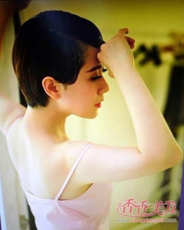 ����ϱ�����峬��ֱ�����Ըз� �·�����Ƹ�����