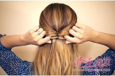 �໨�������õ�ͷ�� ����Ť���ͱ෨