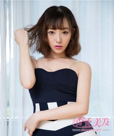 ������Ů�˼�ʲô�̷� 2018�곤��Ů����̷�ͼƬ