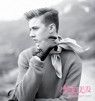 �������˷���ͼƬ ������ζ�ĳ�����ʿ����