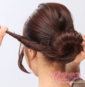 ְҵŮװͷ����ô�� ְҵŮ����ͷ���ķ���