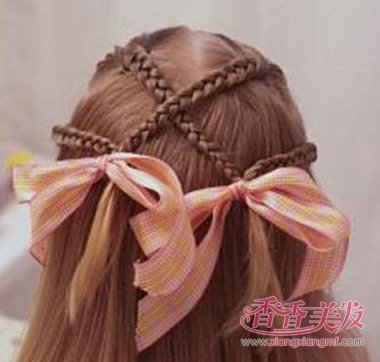 �������ͯʱ�еķ��� Ů��ͯ�෢��ͼƬ