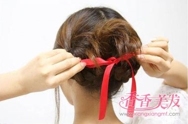 ��������Ů��������Ԫ �������Ů���෢�ܺ���