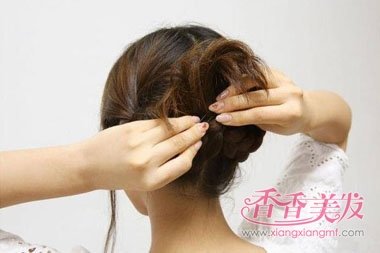 ��������Ů��������Ԫ �������Ů���෢�ܺ���