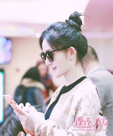 л���Լ���������ͷ ��Ů�Ƿ����ر��ķ���