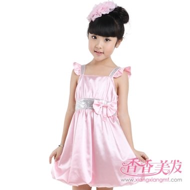 ����СŮ���ӵ�ͷ����ô�� ������Ů������ͷ��