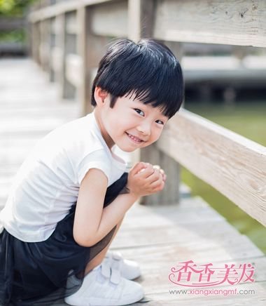 ��ͯĢ��ͷ������������ ��ͯ�ɰ�Ģ��ͷ����