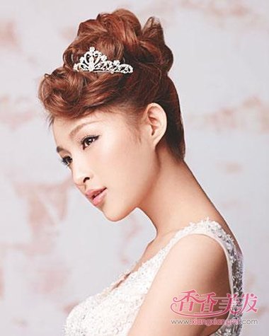 ����Ů����ɴ���� �����ʺ�ʲô������ͷ