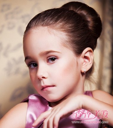 8��18��Ů������ͷ���ķ��� �򵥵�Ů����ͷ������