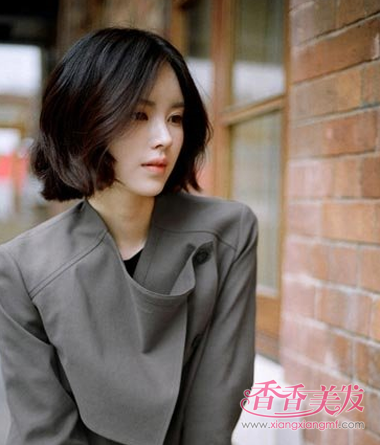 Ůʿ2018�������̷�����ͼƬ ���Գƶ̷��̷�����