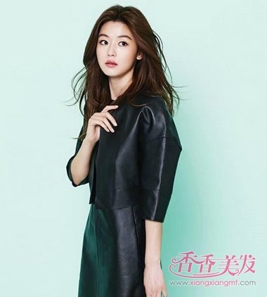 �������㡱ȫ���ͱ����ɡ������� Բ����ȫ���Ͳ��շ�����Ů��