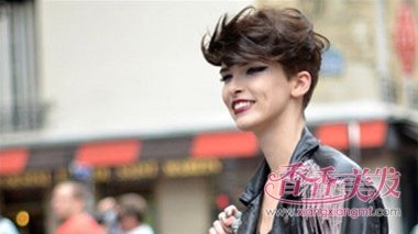 ����Ů����ʲô��������С������Ů�� С���ʺϵķ���ͼƬ�����Լ����ص�����