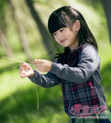 ��ɭ������С���ٳ��з��� ���������Ů�����������ͳ���Ů