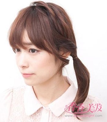 ����ѧ���ж̷���β�跢�� �̷�Ůѧ����β�跢��