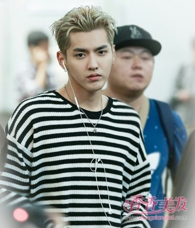 ���ෲײ�������cry ���ෲʾ��С��������Ⱦ������