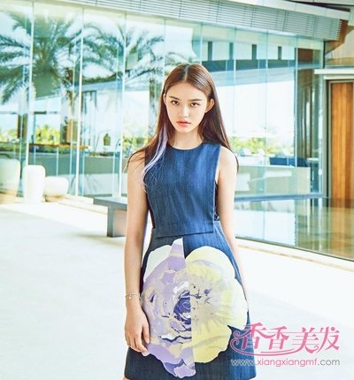 ̷��������΢Ц������ 90Ů����������ϲ������������