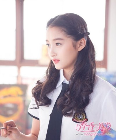 ̷��������΢Ц������ 90Ů����������ϲ������������