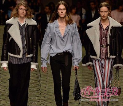 �μ��ܶ����������ײ���� ��������δ��䷢�ͳ��ֲ�һ���ķ��