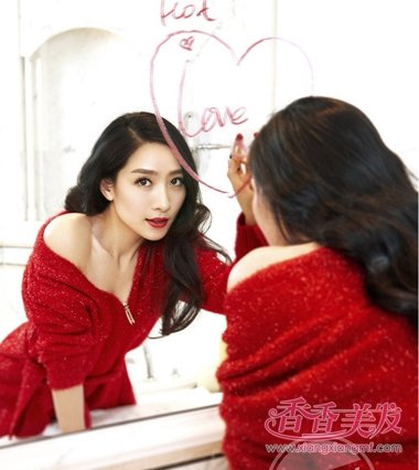 ����ִ���������Ů�������� ��������Ȼ����ͷ������Ů��Ȼ