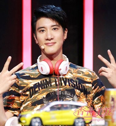 ���������ȪˮƿϮ��ֻ���˿̫��� �����곤����ʿ����չ��˧����