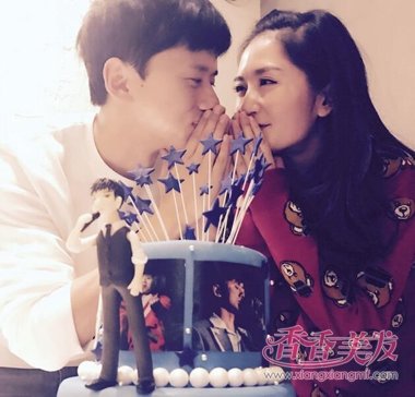 �Ž����ջ�л�������� ���龫�ֵ�л�Ⱥ�ɫ�������ͺ���Ů