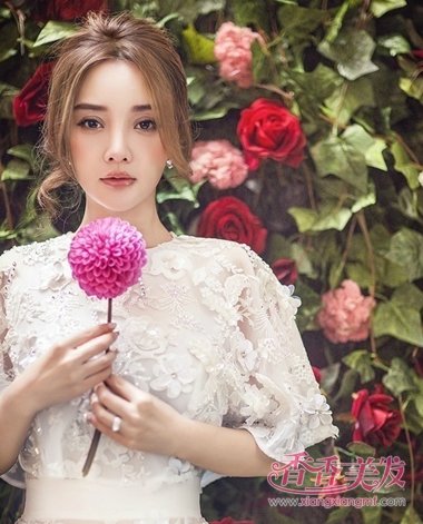 ��ܰ����������+�������������� ��С贸������ʷ�����Ů��