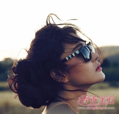 ������ñ��ܰ����ƾ��� ��ܰ����ݴ����ļ���Ů����