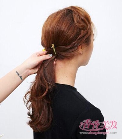 �ÿ���ѧ����β���ʺ�ѧ���� ����β�����ϱ���ӵ�ͷ��