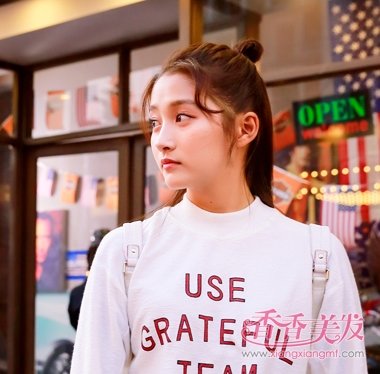 ����ͮ�������������ഺ���� 18�����ͮʾ������������Ů����