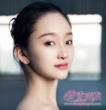 ��Ѹ�ǻ��ڳ������� ����Ź���Ѹ������ɫ���ͺ�����