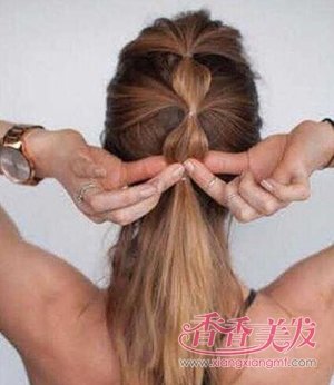 ����������ʲô���� �ļ�Ů������ͷ��ͼ��