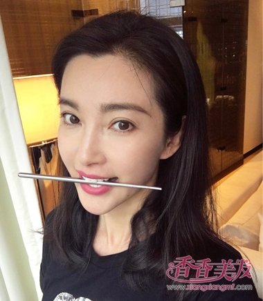 ����������ѵ��� 40+�����ʱ�г������ͼ�����Ů��