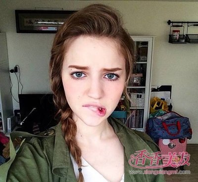 ��ʥ�����Գ�������ʱ�� �̵�Ů���ǲ��ԳƵķ���ͼƬ