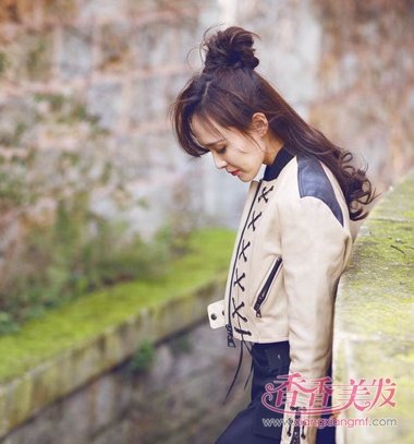 ����������ͷ������In�̷����� �����������˶�����һ�仨