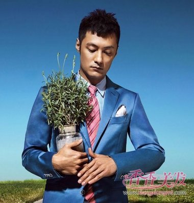 �������ϰ�ǧ��С��ò���ף���� ����������30+���з���