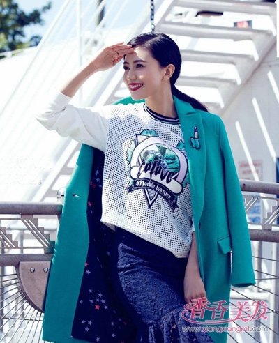 ��һ�հ�����ͷ������� Ů����������յĽ��ķ���