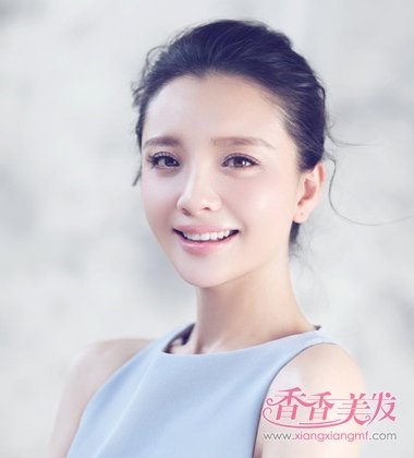 �ļ�ͷ���Ƚϱ�Ů���򵥳�ֱ���̷����� ���������˵�ͷ�������