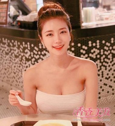 �ļ�ͷ���Ƚϱ�Ů���򵥳�ֱ���̷����� ���������˵�ͷ�������