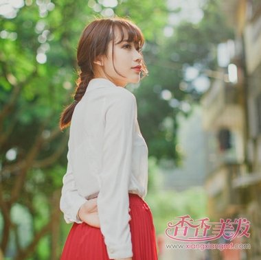 �򵥵��＾�෢���� �＾Ů���෢С����